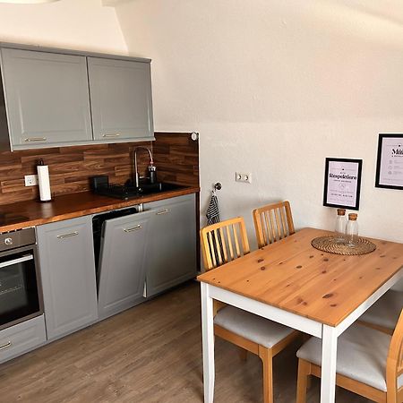 Schoene 2 Raum-Wohnung In Etgersleben Exteriör bild